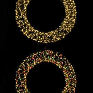 Metalen deurkrans in warm wit en rood geel groen